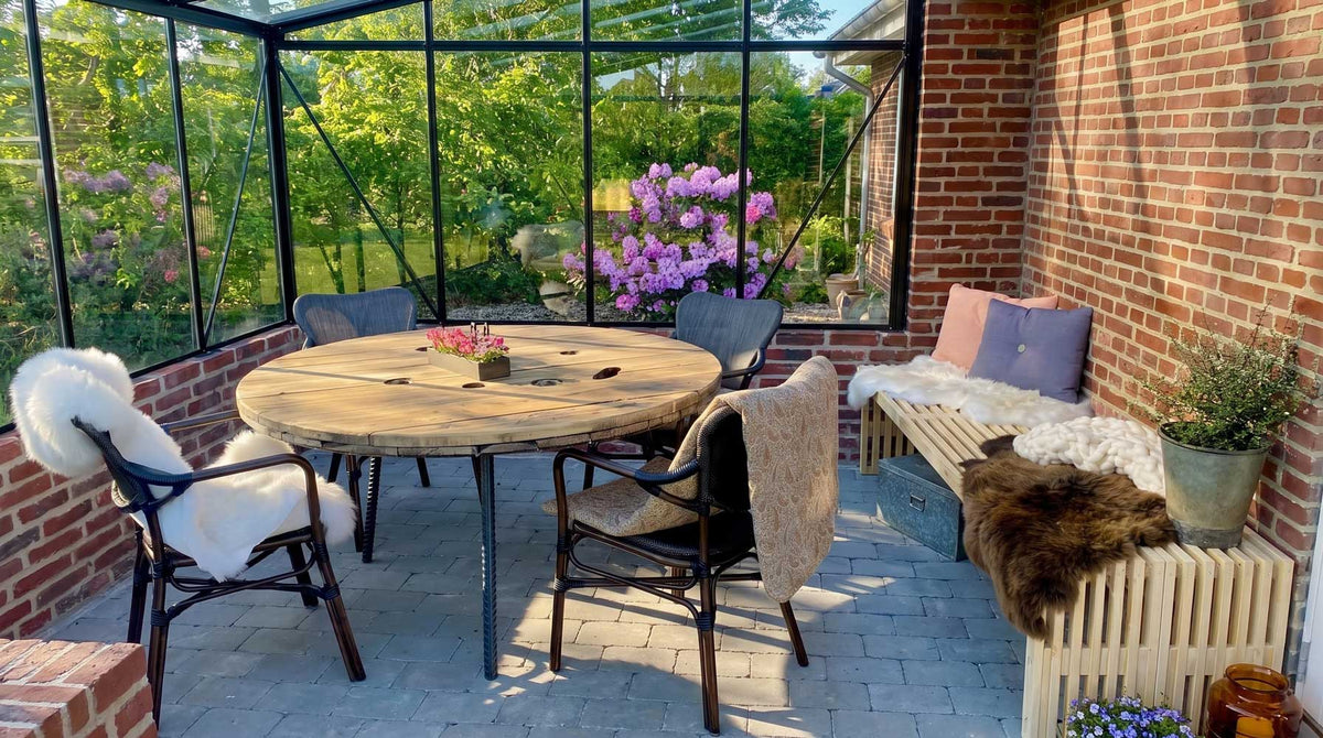 Garde & Greenhouse Furniture